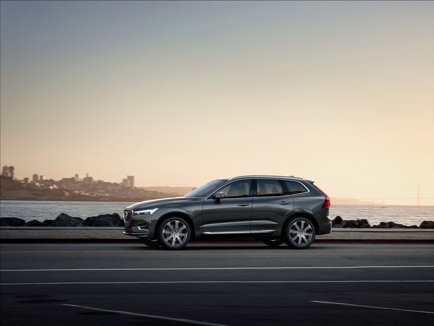 New 2019 Volvo XC60 near Wilmington, DE