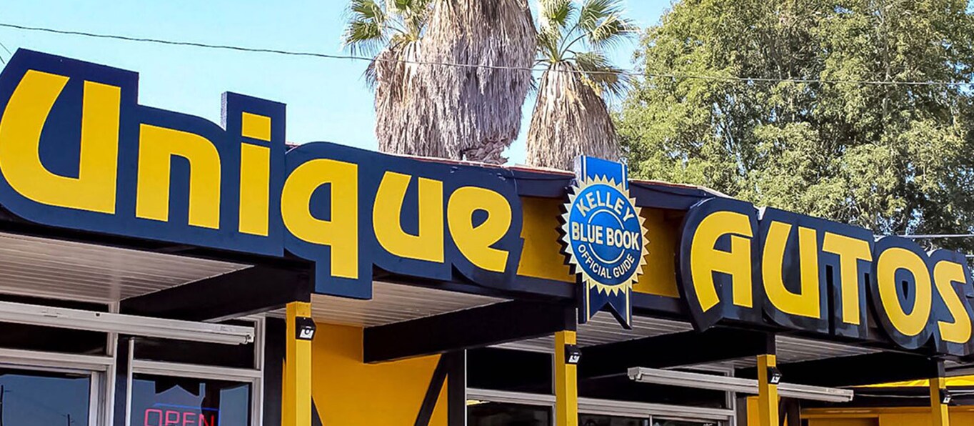 Unique Autos in Westminster CA