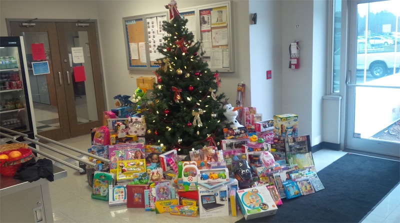 Support Unique Chrysler Holiday Toy Drive For McMaster Children's
Hospital