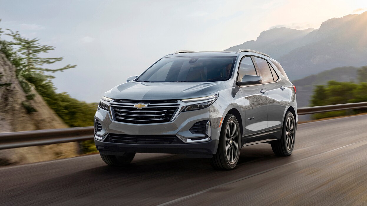 2023-Chevrolet-Equinox-Premier-SUV-L01.jpg