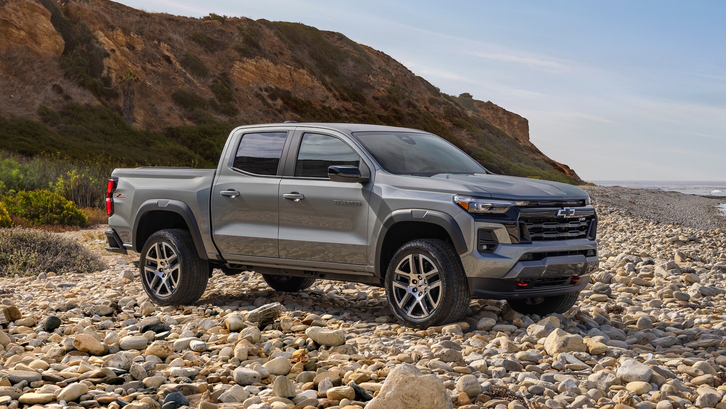 2023-Chevrolet-Colorado-Z71-CrewCab-Truck-L01.jpg