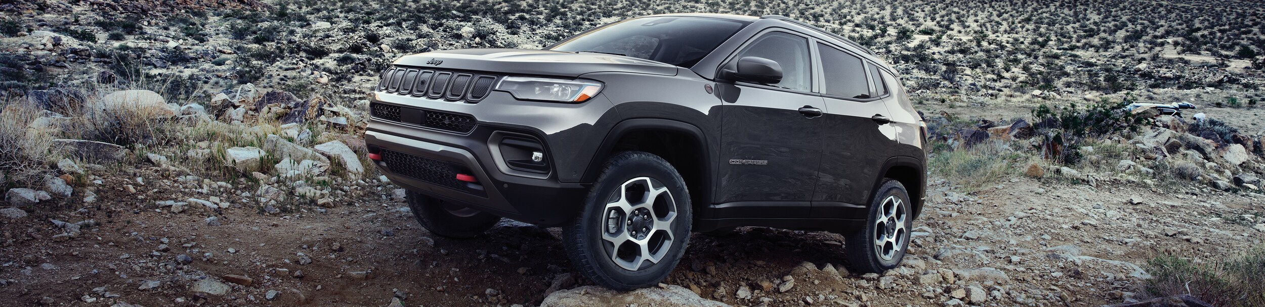 2024-Jeep-Compass-Trailhawk-SUV-L03.png