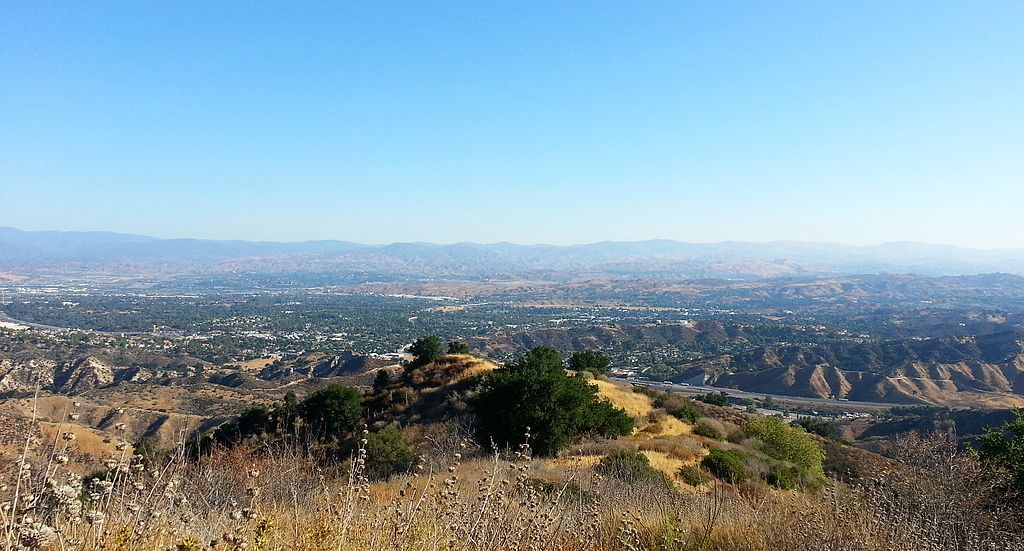 Santa_Clarita_Overlook.jpg Santa Clarita, CA