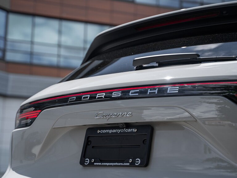 2021 Porsche Cayenne full