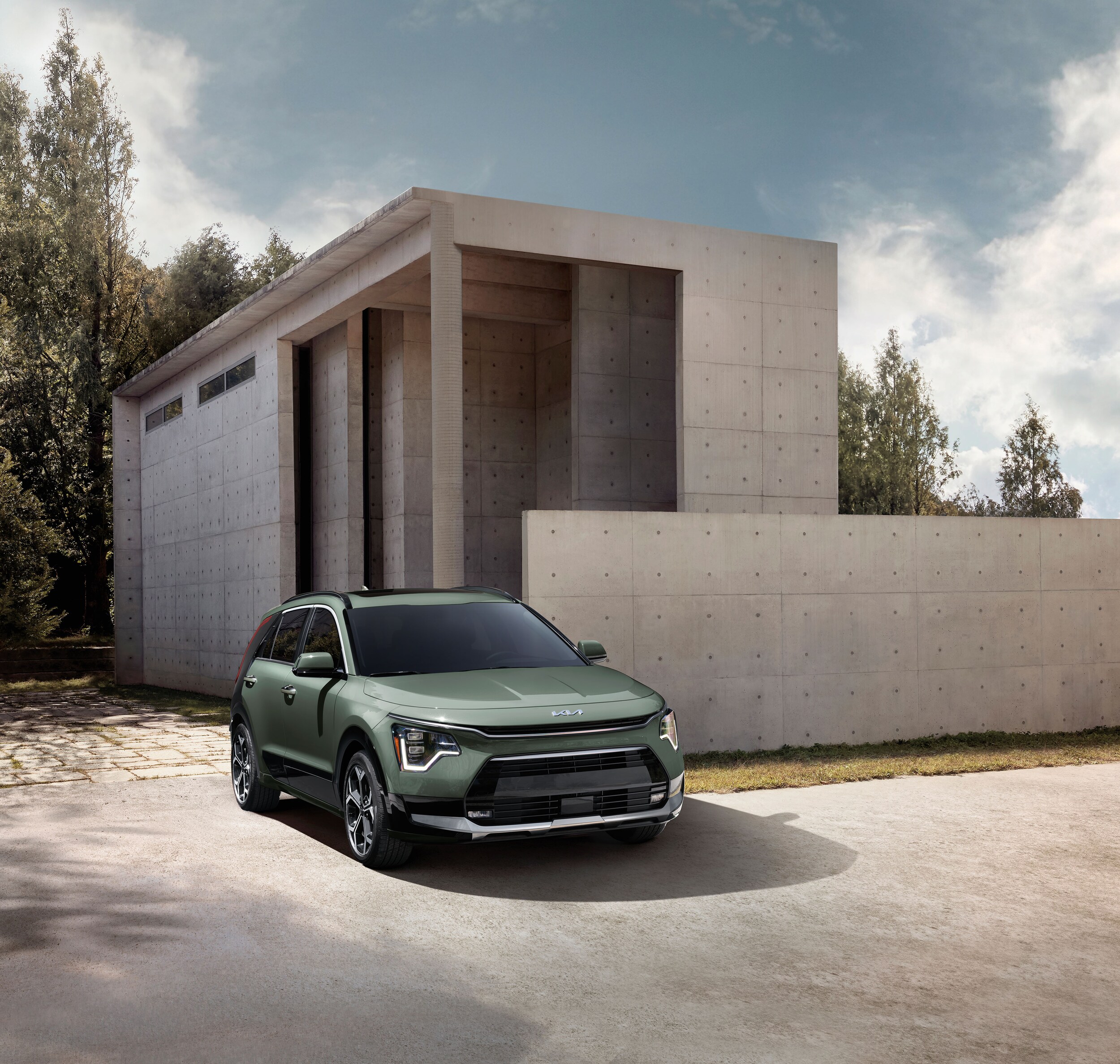 2023-KIA-Niro-SXTouring-SUV-L04.jpg 2023 Kia Niro