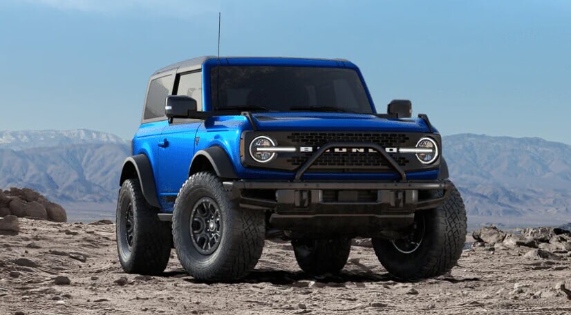 New-Ford-Bronco-Colors-Lightning-Blue-Image.jpg
