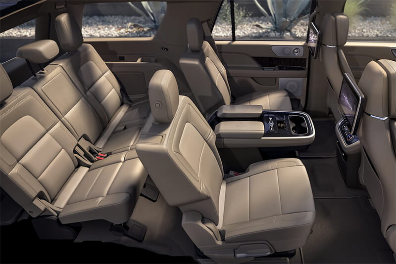 2021-Lincoln-Navigator-Interior-Image.jpg