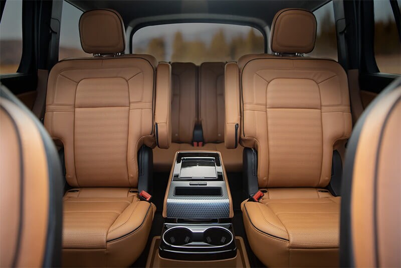2021-Lincoln-Aviator-Interior-Image.jpg