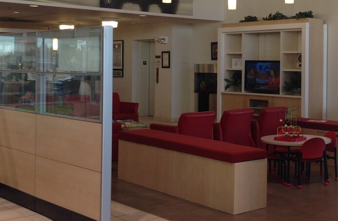 Toyota Service Waiting Area, Dealer Serving Farmington MI.