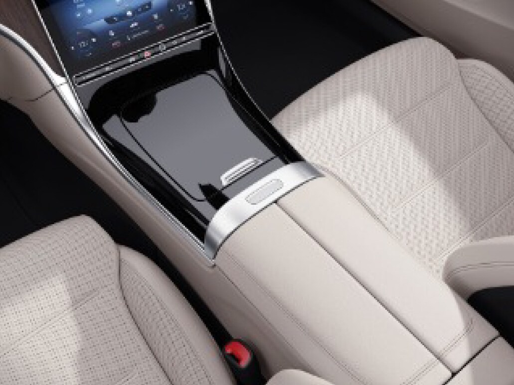 757-Piano Black Laquer Center Console.jpg