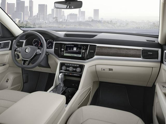 VW Atlas Interior.jpg