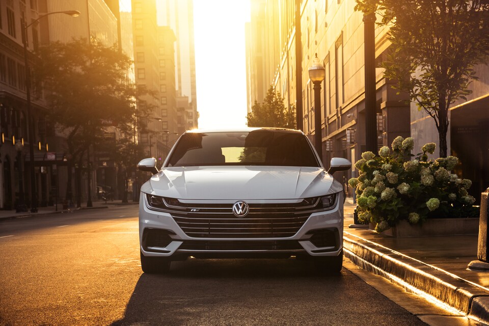 2020-Volkswagen-Arteon-SELRLine-Sedan-L20.jpeg