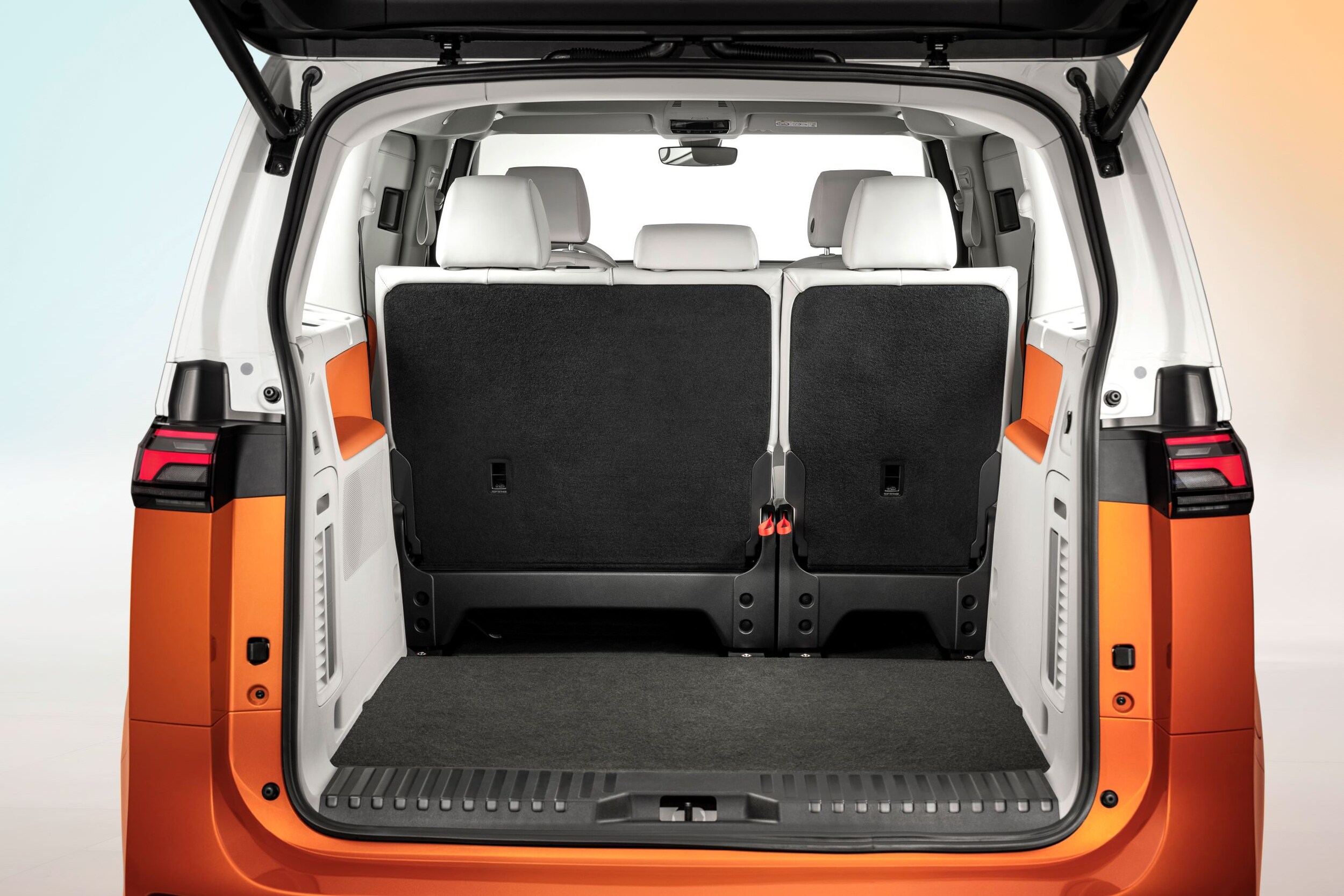 vw buzz trunk.jpg