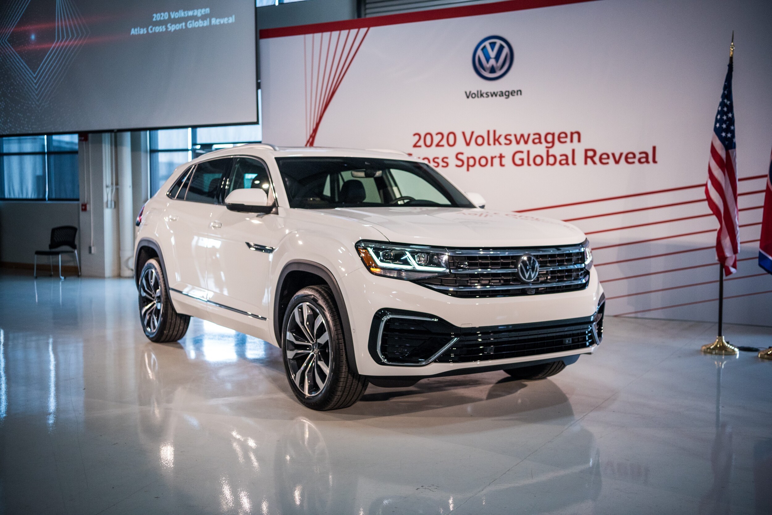 2020_Atlas_Cross_Sport_Global_Reveal-Large-10392.jpg