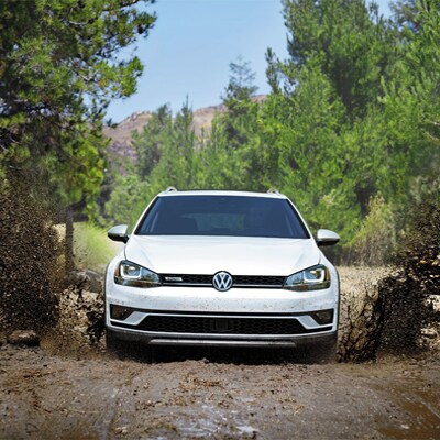 Volkswagen Golf Alltrack in Salem, OR Volkswagen Golf Alltrack Interior and Exterior Vehicle Features