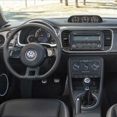 Volkswagen Beetle in Salem, OR Volkswagen Beetle Connective Technology