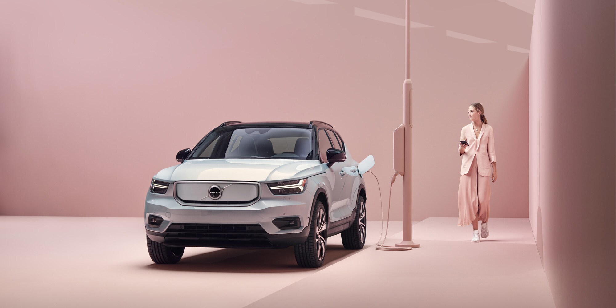 2021 Volvo XC40 Recharge (1).jpeg