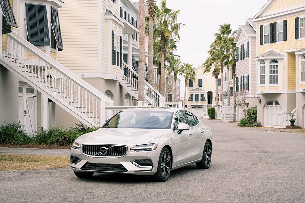Volvo Cars New Bern is a Car Dealership near Bogue, NC | 2020 Volvo S60 parked outside of beach house