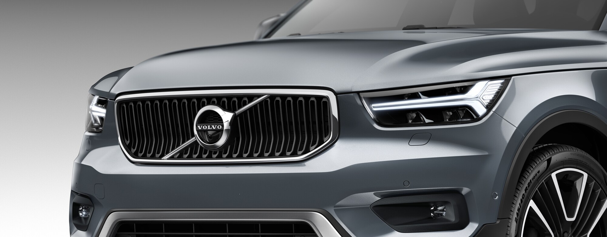 2021_XC40(2).jpg