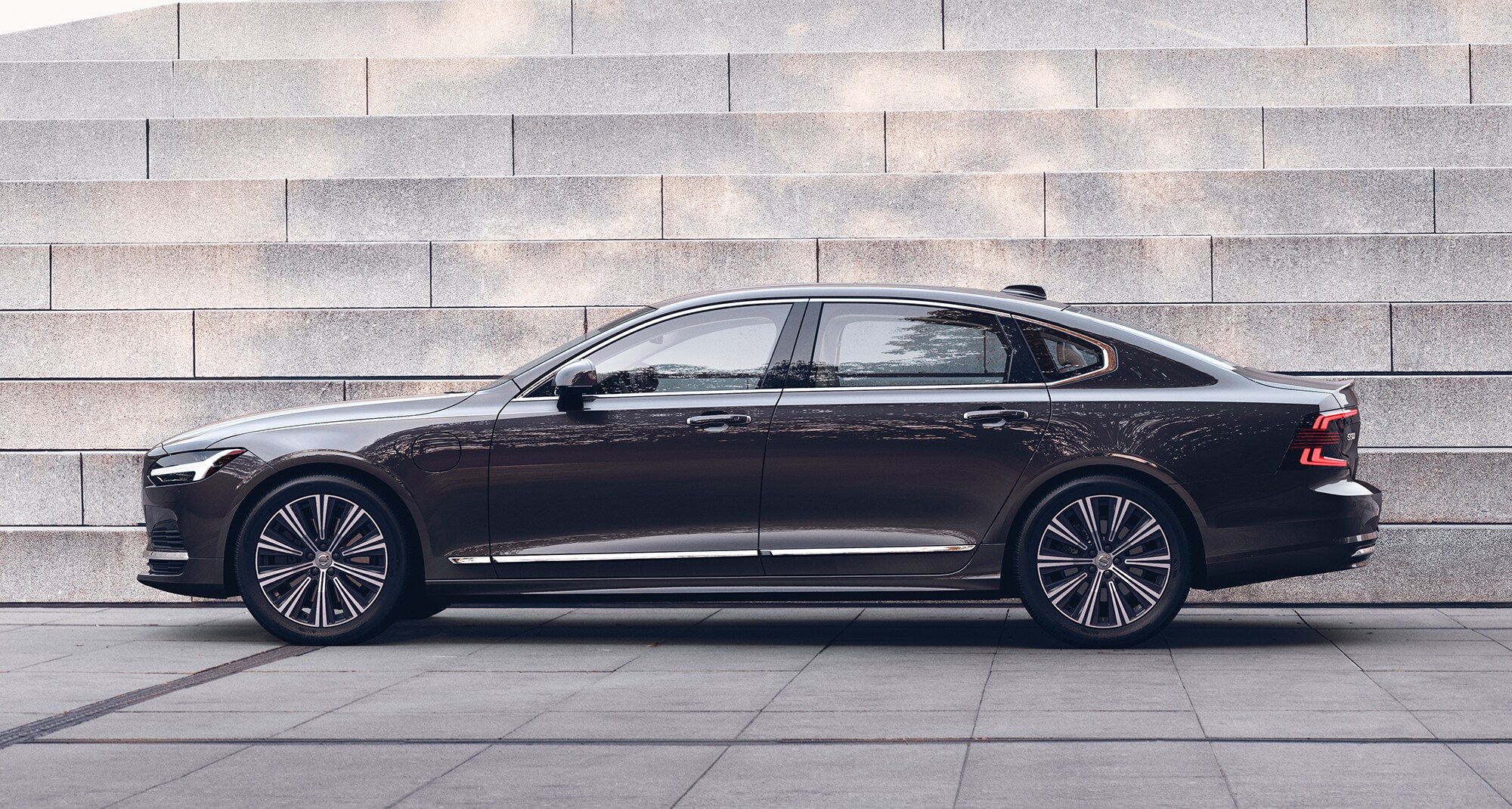 2021_S90.jpg