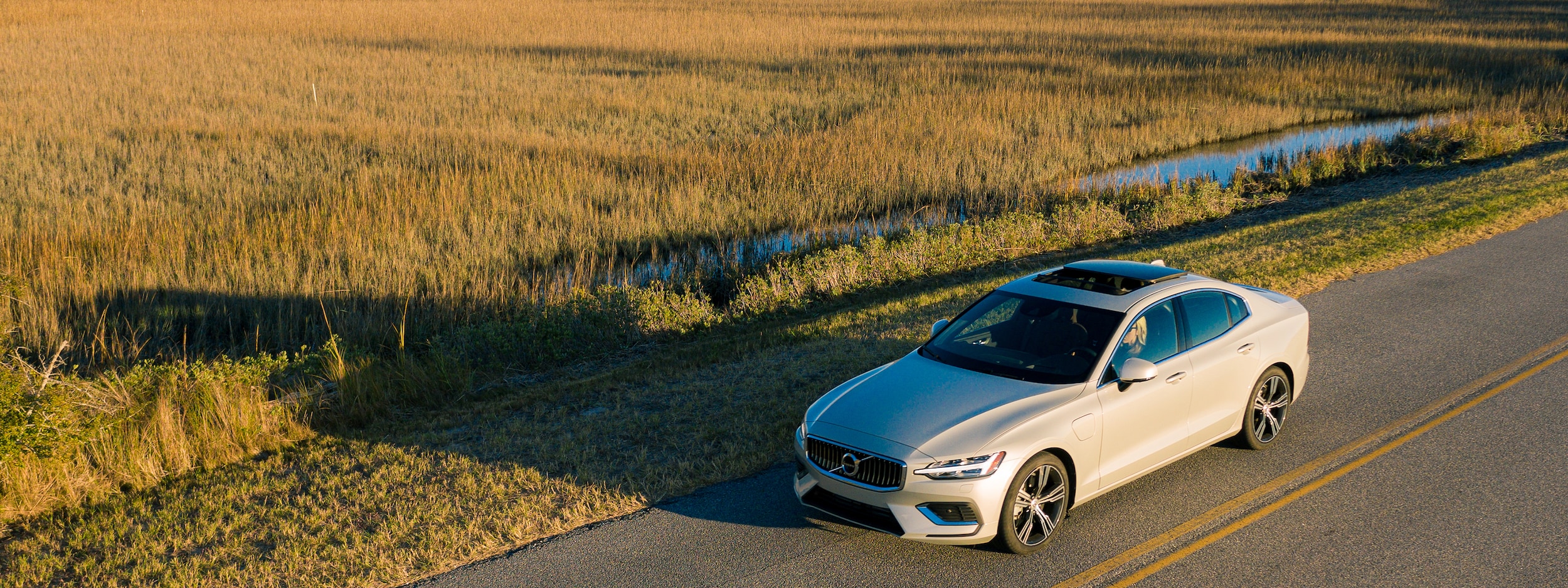 2020 Volvo S60 (1).jpeg