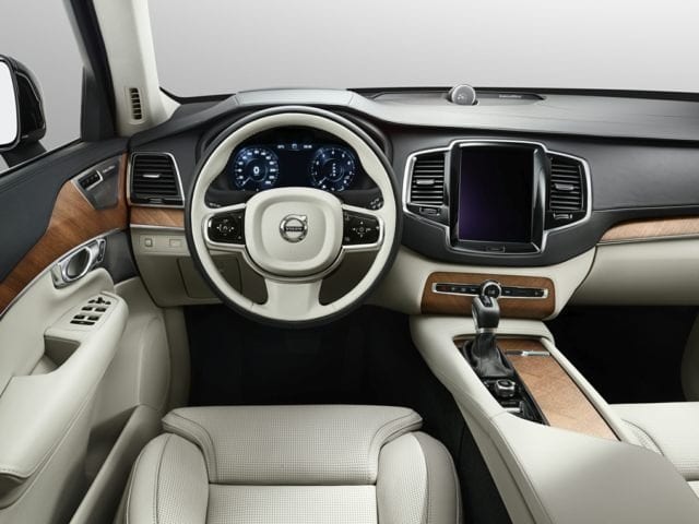 2019 Volvo XC90 - Interior (1).jpg