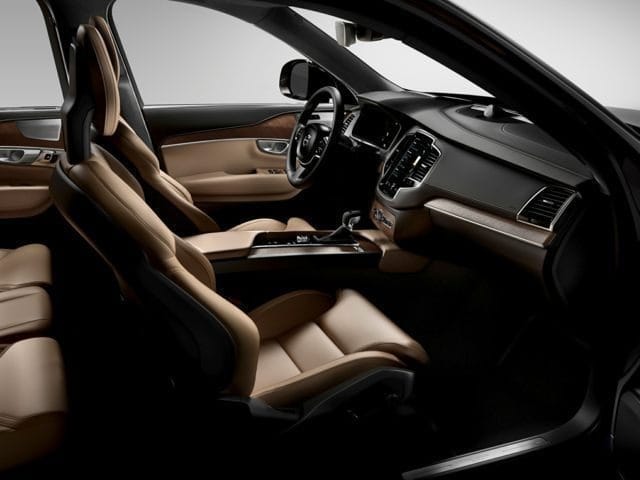 2019 Volvo XC90 - Interior (2).jpg