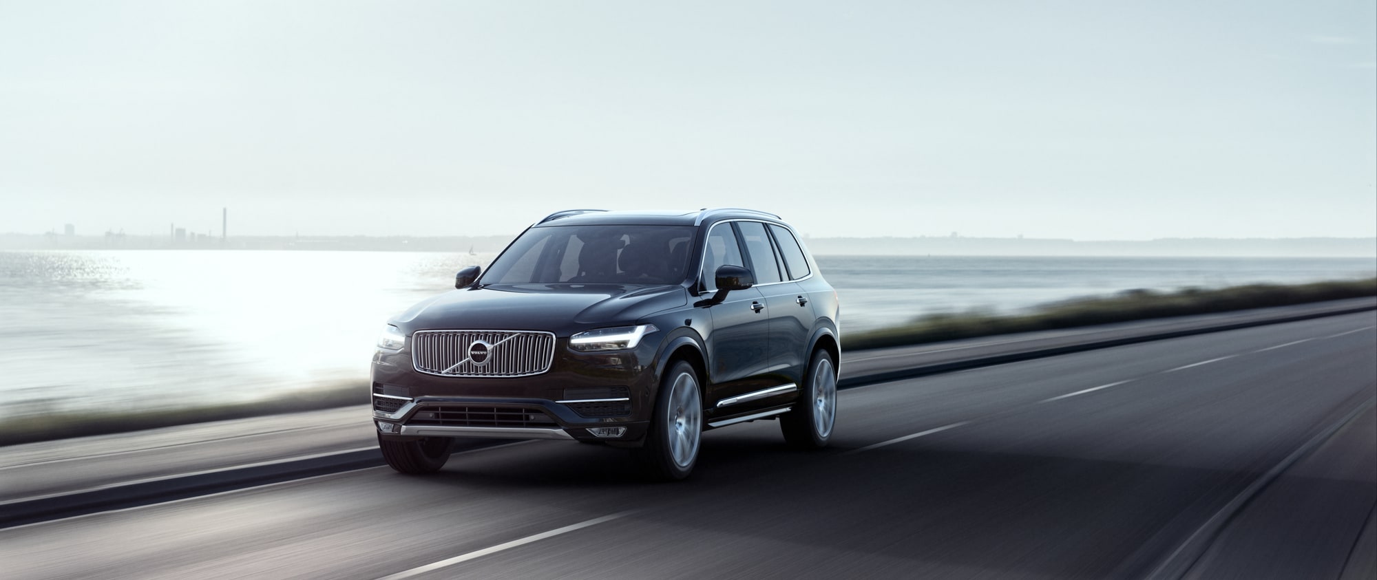 XC90-beach.jpg