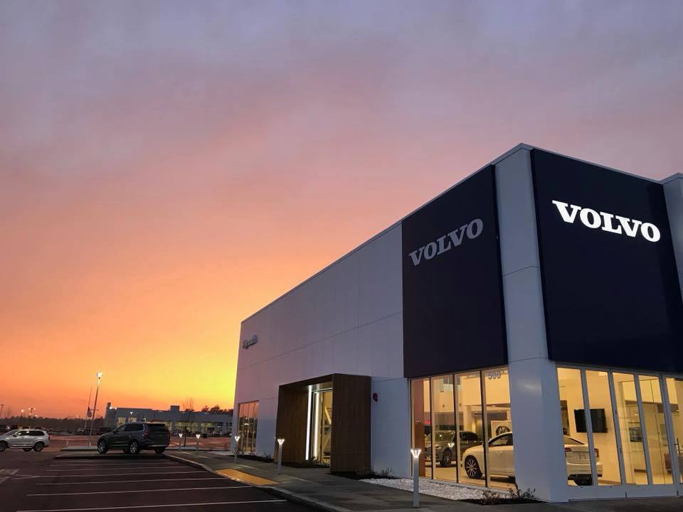 Volvo Plymouth.jpg