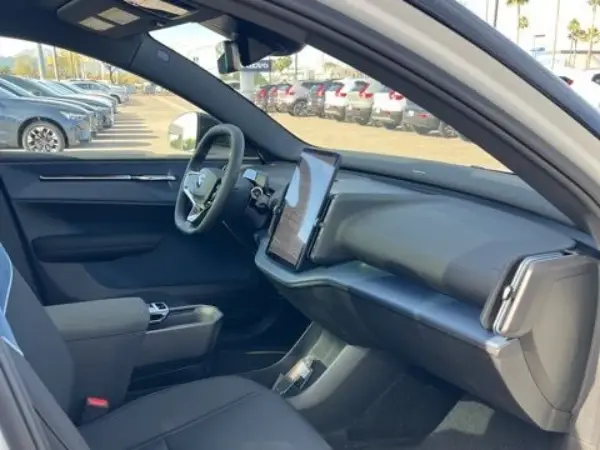 2026 Volvo EX30 Cross Country Technology