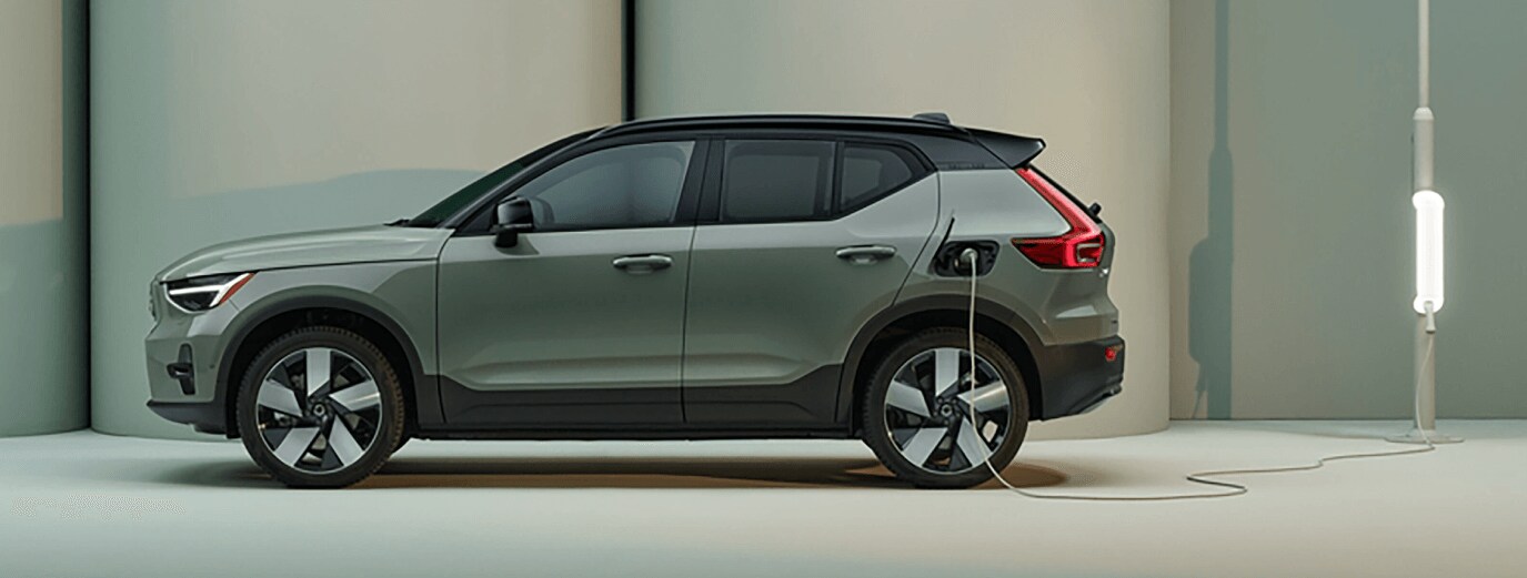 xc40recharge_leasePAGE_1.jpg