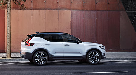 xc40_1.jpg