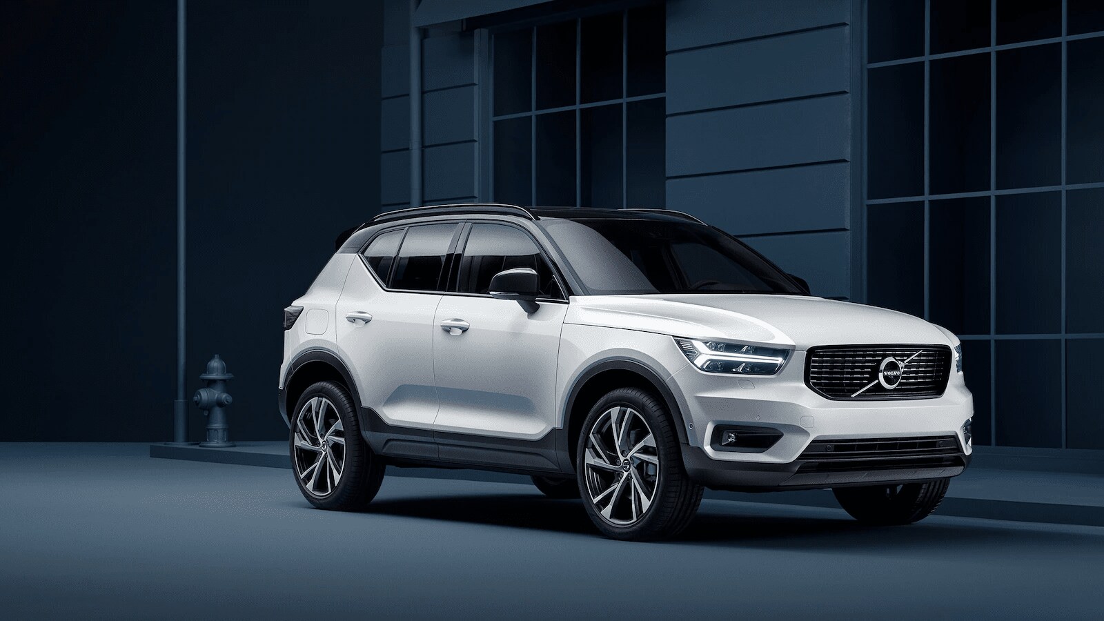 xc40-exterior-III .png
