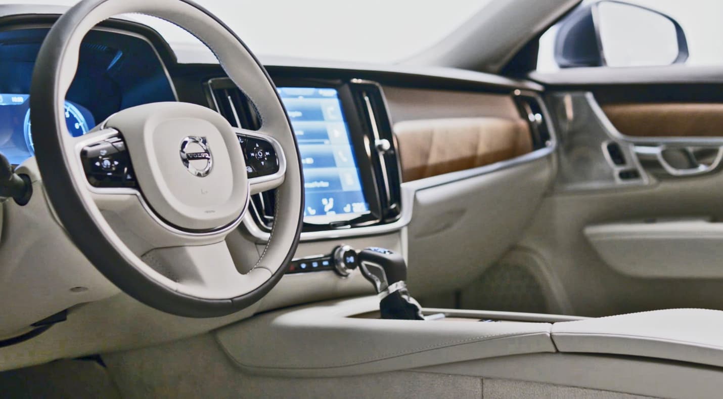2017 Volvo S90 interior