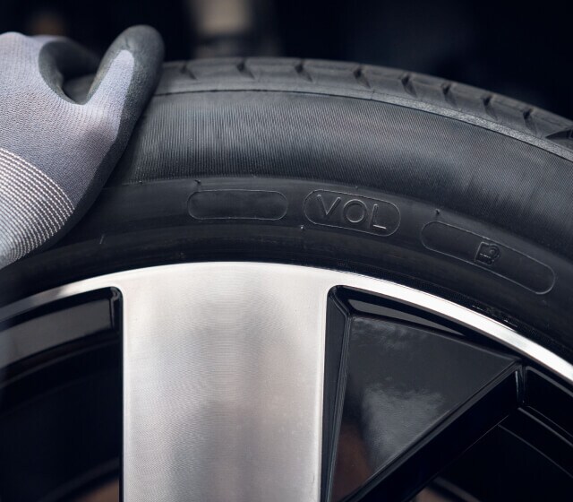 Volvo Tire Pressure Sensor