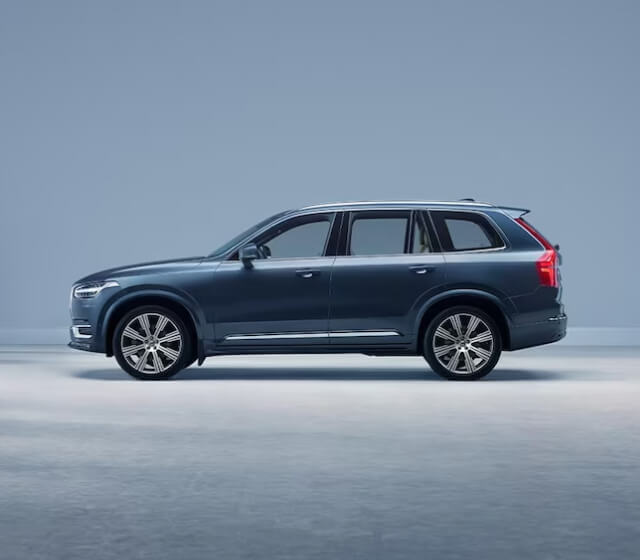 Volvo XC90 vs. Lexus RX350