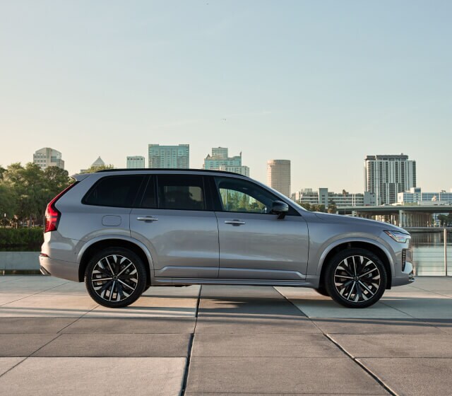 Volvo XC90 vs. Acura MDX