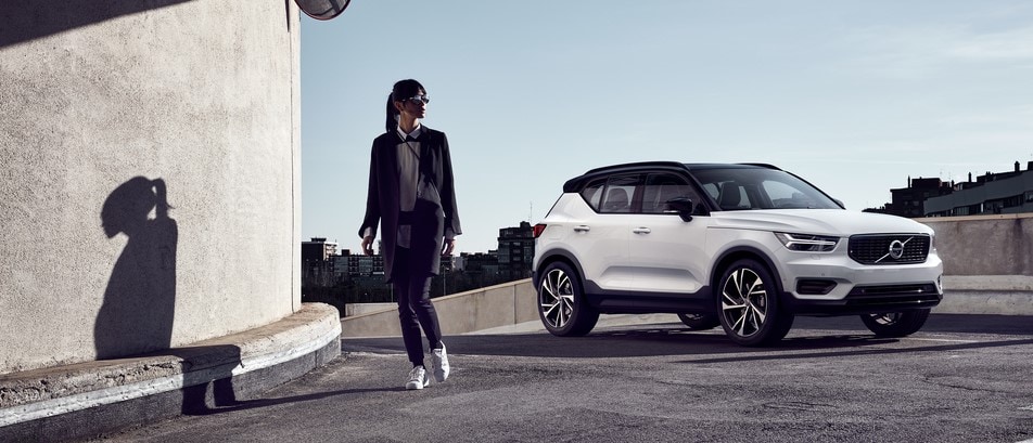 2021-Volvo-XC40-RDesign-B5-WheelAddOn-SUV-L07 (2).jpeg
