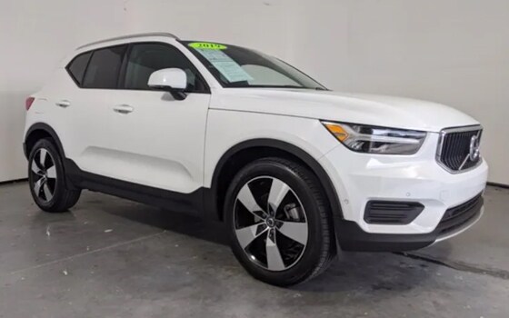 XC40 Momentum SUV XC40 Momentum SUV
