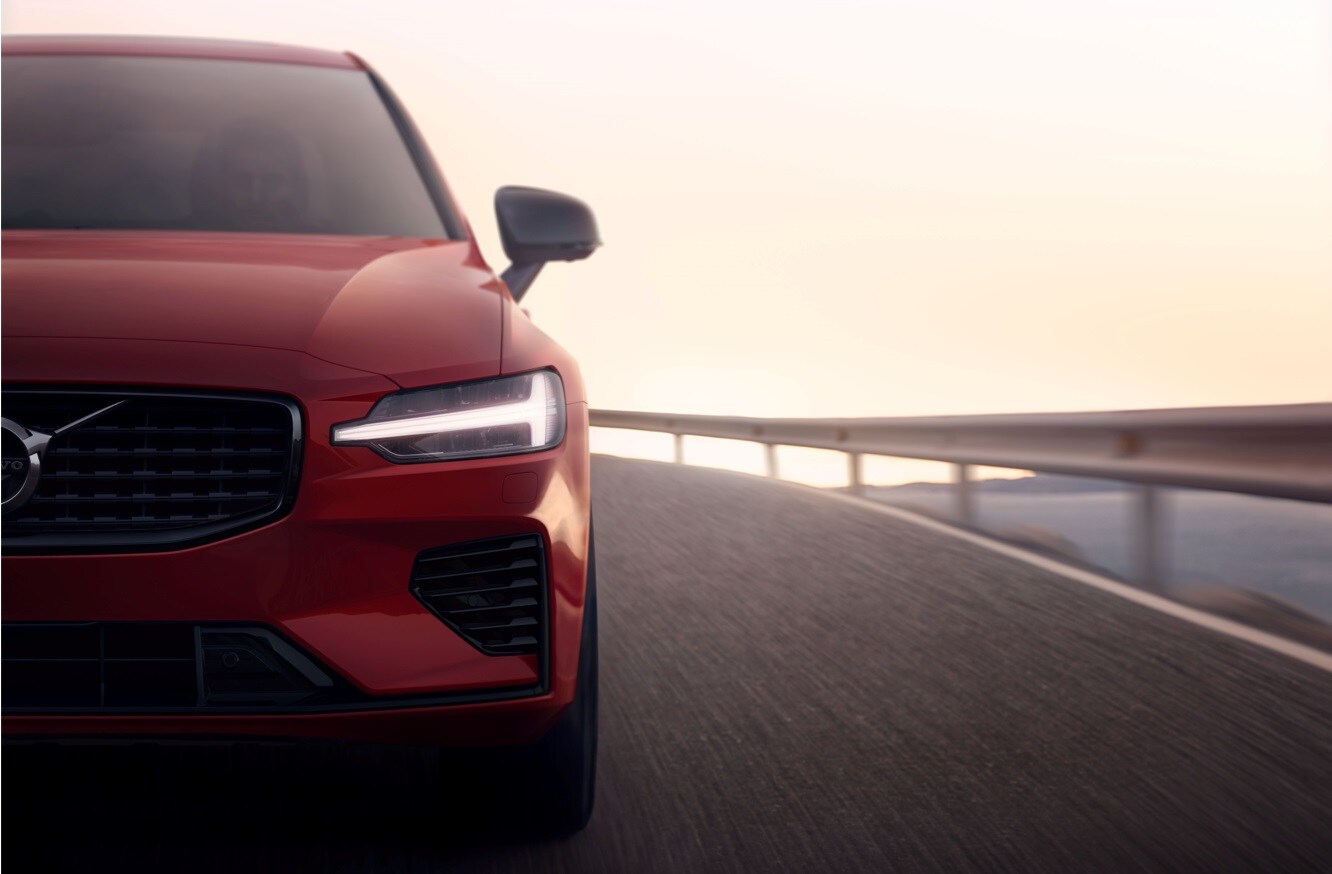 2022 Volvo S60 1.jpg