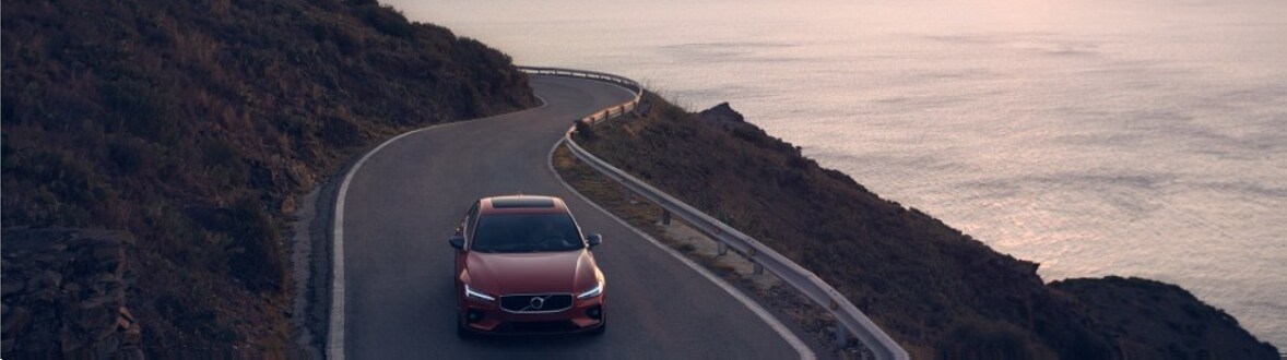2019 S60 R-D_ocean location.header.png