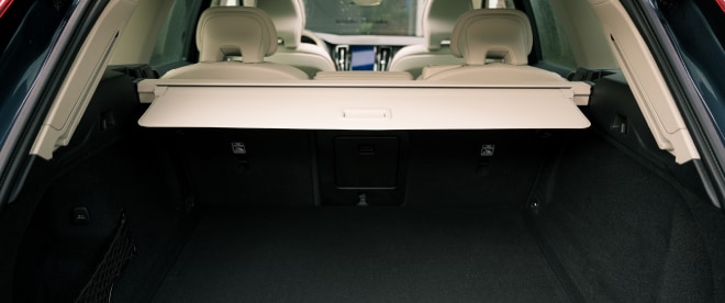 Volvo_XC60_Cargo-L1.png