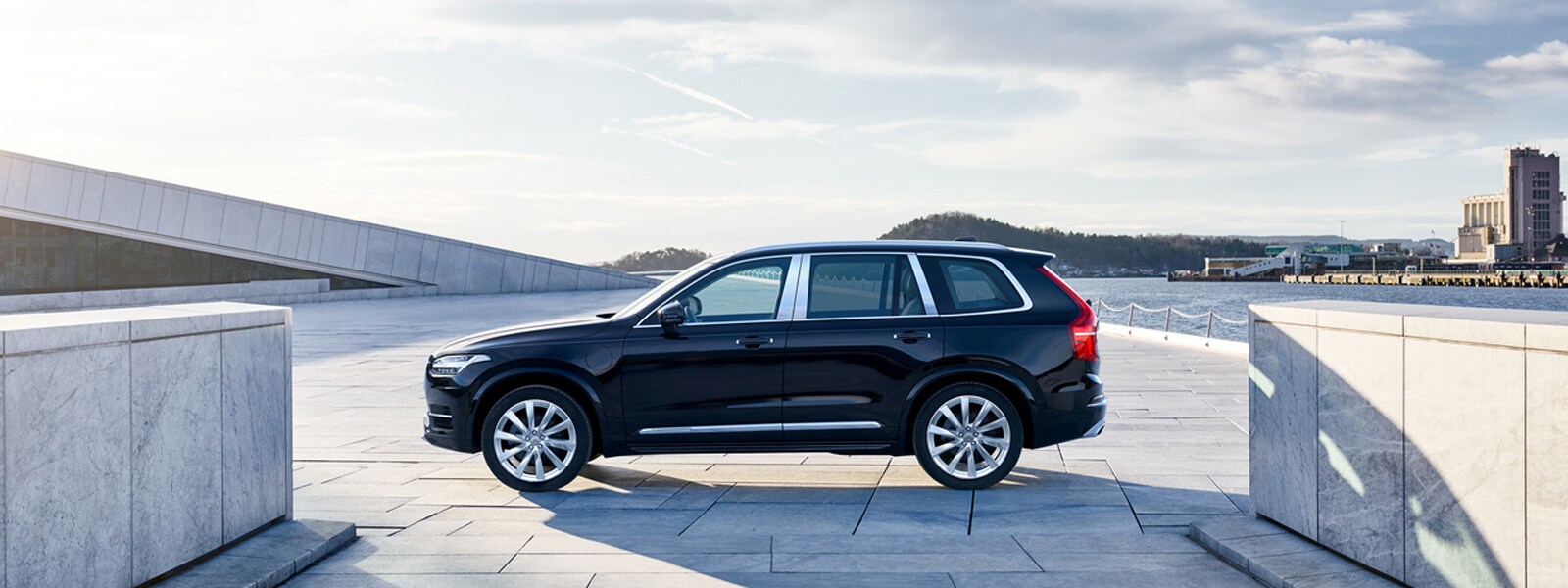 2019-xc90.jpg