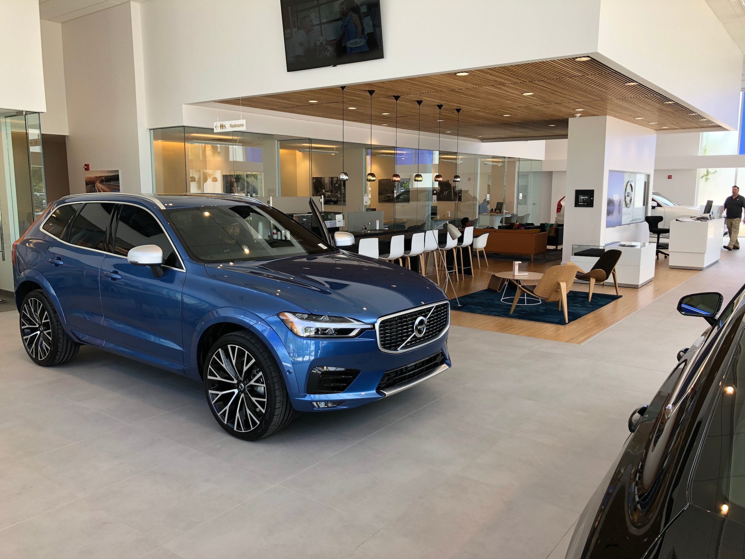 Gunther Volvo of Coconut Creek building interior. inside the dealership showroom of gunther volvo cars coconut creek