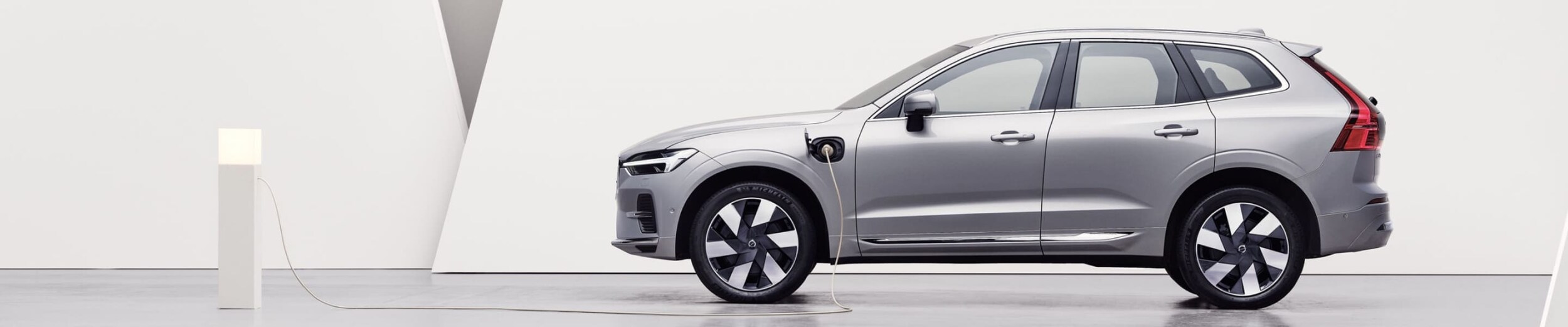 New Volvo XC60 Recharge