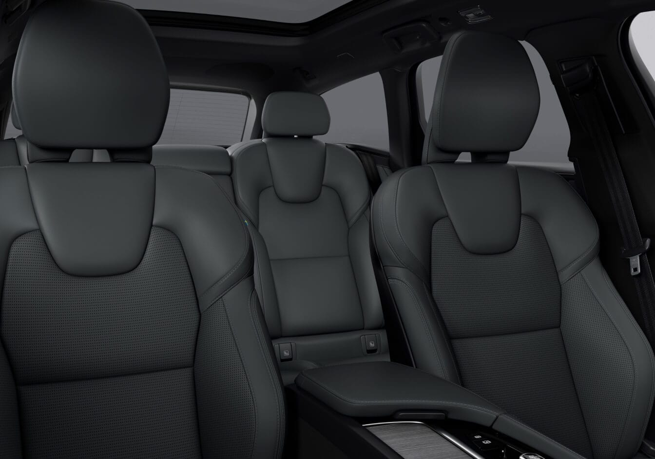 Volvo V90 Cross Country Interior