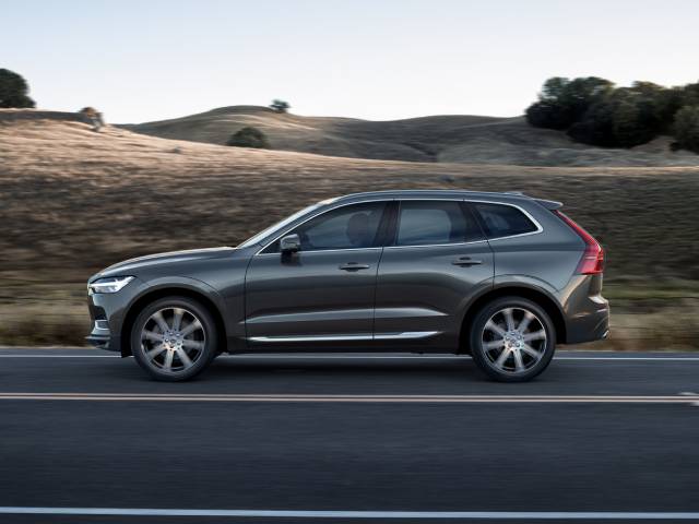 New Volvo XC60 Side.jpg