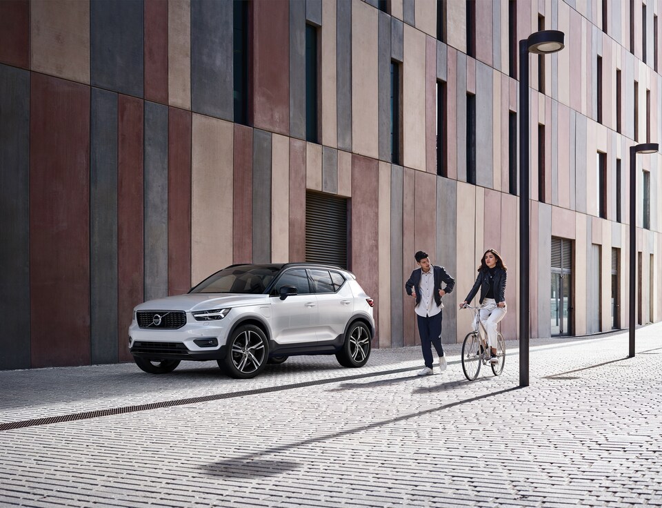 2019-Volvo-XC40-RDesign-T5-SUV-L02.png