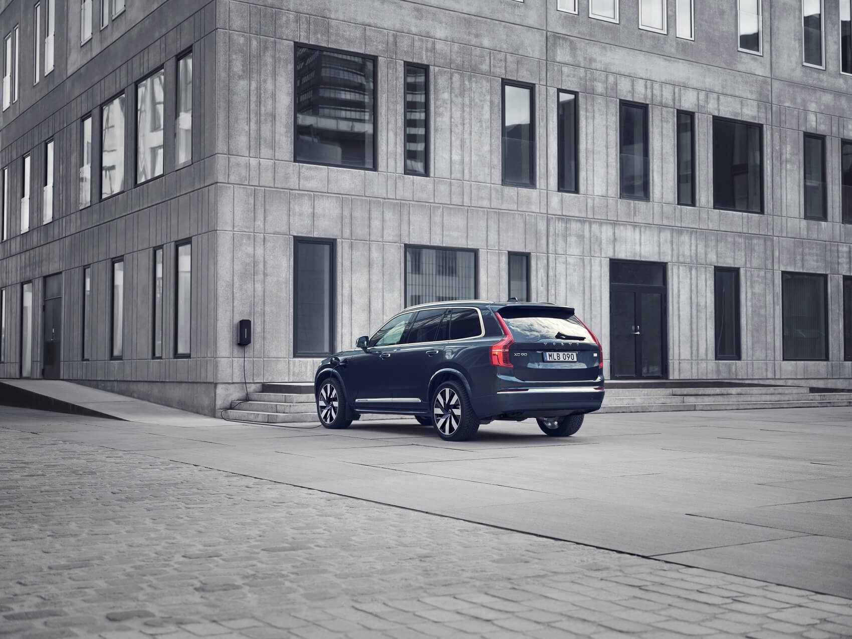 Volvo XC90 Trim Levels LaFontaine Volvo of Farmington Hills