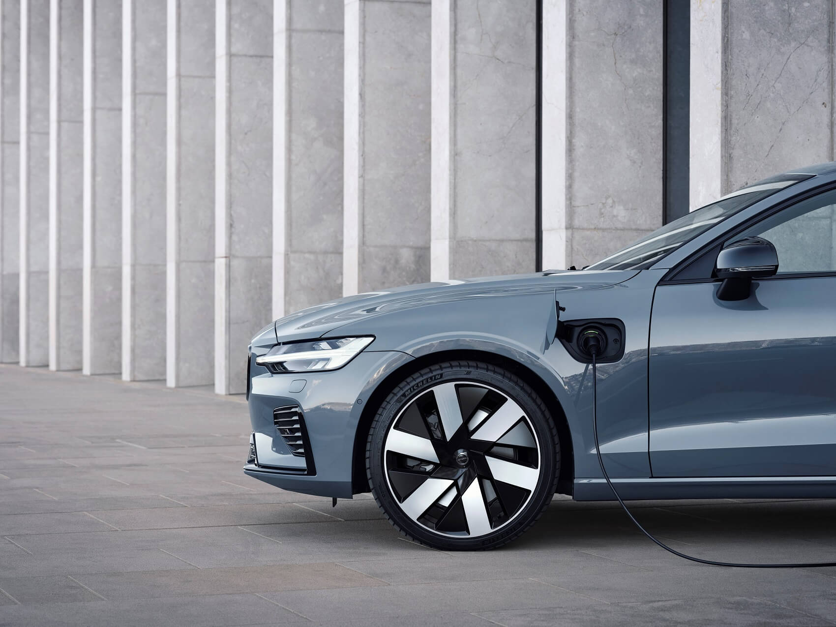 Volvo S60 vs Audi A4